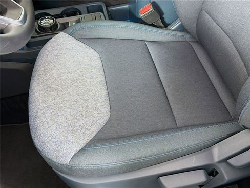 Used 2025 Ford Maverick XLT image 19