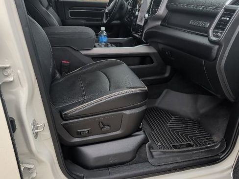 Used 2024 RAM 2500 Laramie w/ Night Edition AWD/4WD image 10