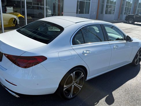 Used 2025 Mercedes-Benz C 300 Sedan image 3