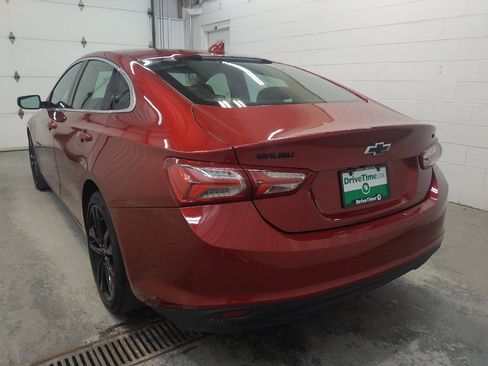 Used 2021 Chevrolet Malibu LT w/ Leather Package FWD image 5