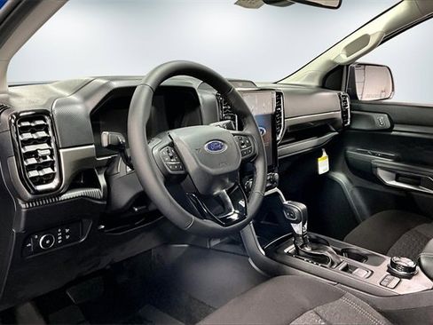 New 2025 Ford Ranger XLT w/ FX4 Off-Road Package image 7