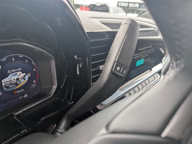 New 2026 Chevrolet Silverado 2500 High Country w/ Midnight Edition AWD/4WD image 19