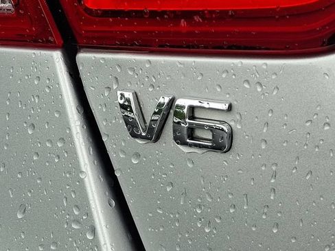 Used 2017 Chevrolet Impala LT FWD image 36