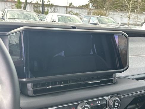 Certified 2025 Jeep Wrangler Unlimited Sahara w/ Safety Group image 29