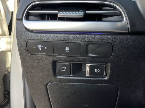 Used 2025 Hyundai Palisade Calligraphy FWD image 18