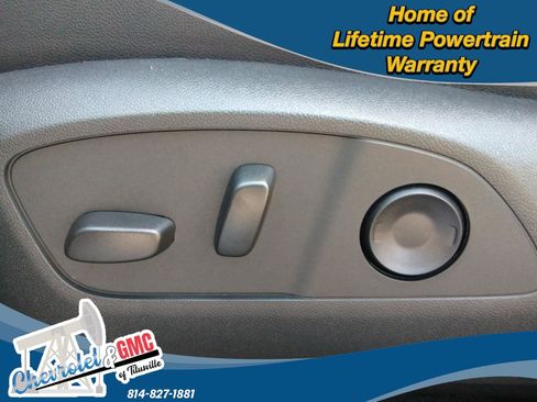 New 2026 Chevrolet Traverse LT image 17