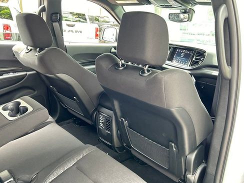 New 2024 Dodge Durango SXT w/ 3rd Row Seating Group image 25