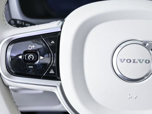 New 2026 Volvo XC90 B6 Ultra w/ Protection Package AWD/4WD image 10