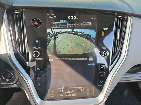 Used 2025 Subaru Outback Onyx Edition XT w/ Popular Package #2 image 23