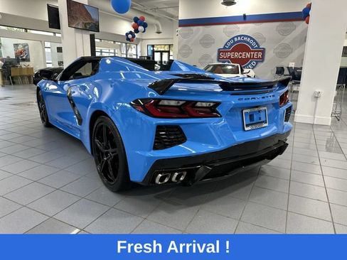 Used 2021 Chevrolet Corvette Stingray Premium Conv w/ Z51 Performance Package RWD image 33