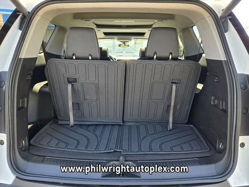 Used 2023 GMC Acadia SLT w/ Elevation Edition FWD image 20