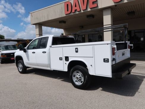 Used 2021 Chevrolet Silverado 2500 W/T w/ WT Convenience Package RWD image 6