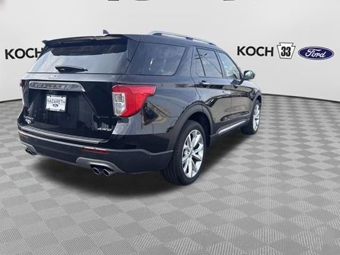 Used 2022 Ford Explorer Platinum w/ Equipment Group 601A AWD/4WD image 7