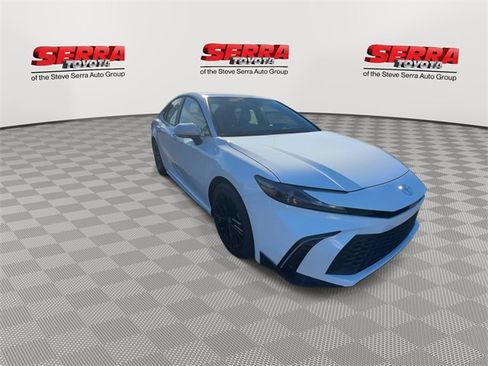 New 2026 Toyota Camry SE w/ Convenience Package image 3