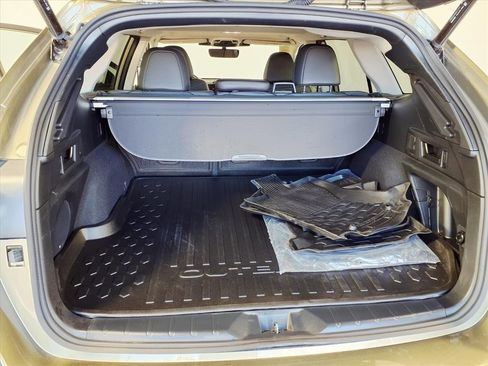 Certified 2025 Subaru Outback Limited image 14