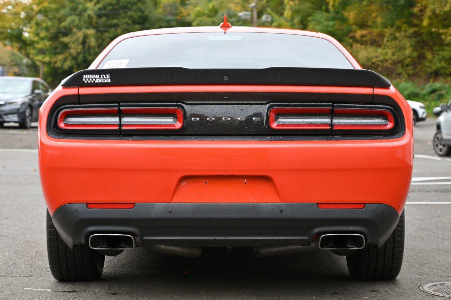 Used 2017 Dodge Challenger R/T Scat Pack RWD image 8