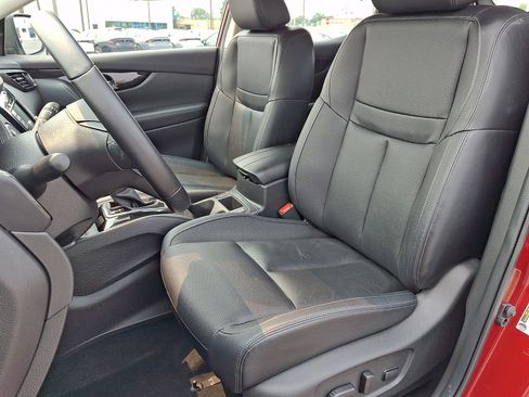 Used 2022 Nissan Rogue Sport SL AWD/4WD image 13