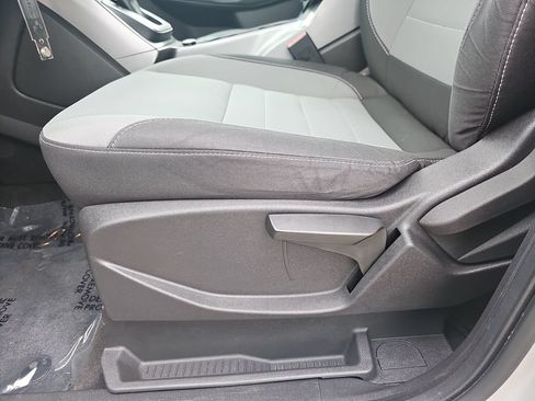Used 2013 Ford Escape SE AWD/4WD image 32