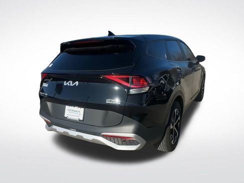 Used 2025 Kia Sportage EX FWD image 11