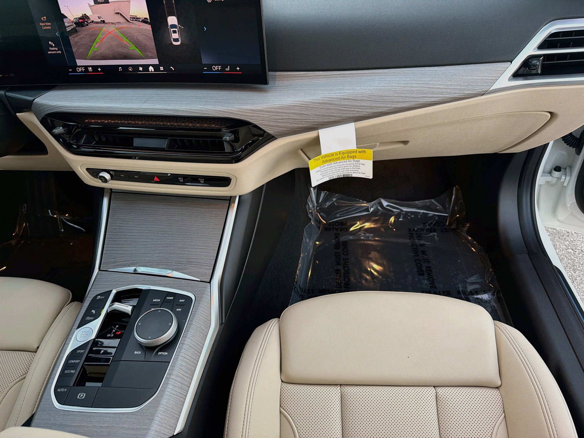New 2026 BMW 330i Sedan w/ Premium Package RWD image 18