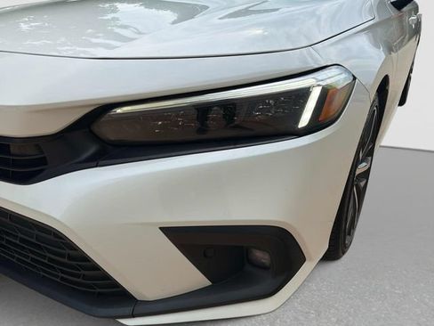 Certified 2024 Honda Civic Touring image 12