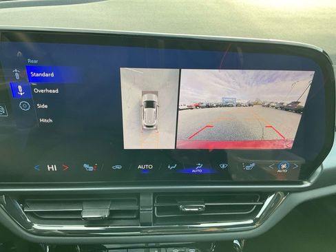 Used 2025 Chevrolet Equinox EV RS w/ LPO, Trailering Package image 20