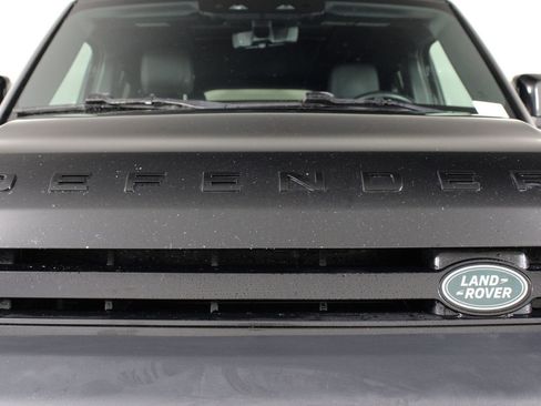 Used 2022 Land Rover Defender 110 X-Dynamic SE image 27