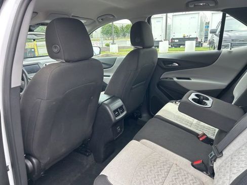 Used 2024 Chevrolet Equinox LS w/ Driver Confidence II Package FWD image 27