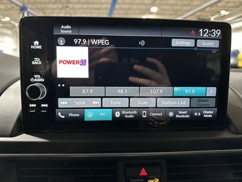 New 2025 Honda Pilot TrailSport image 12