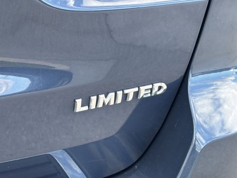 Used 2020 Jeep Grand Cherokee Limited w/ Luxury Group II image 10