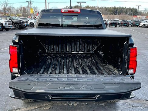 Used 2023 Chevrolet Colorado Z71 w/ Z71 Convenience Package 2 image 32