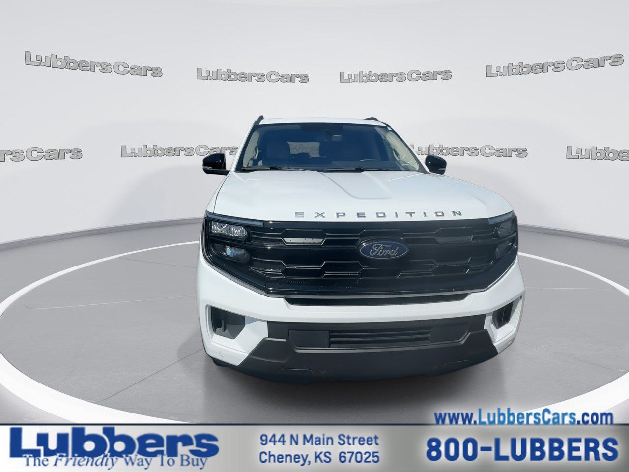 Used 2025 Ford Expedition Active AWD/4WD image 3