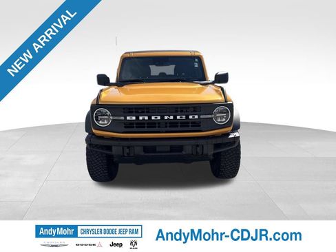 Used 2022 Ford Bronco Black Diamond w/ Sasquatch Package AWD/4WD image 2
