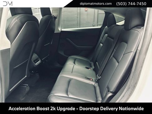 Used 2021 Tesla Model Y Long Range AWD/4WD image 23