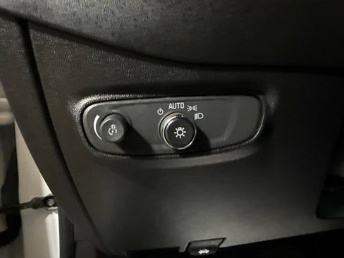 Used 2019 Chevrolet Equinox LT AWD/4WD image 8