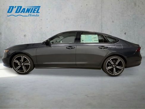 New 2026 Honda Accord SE image 2