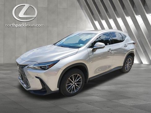 Used 2024 Lexus NX 350 AWD image 3