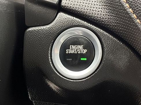 Certified 2018 Chevrolet Equinox Premier image 16