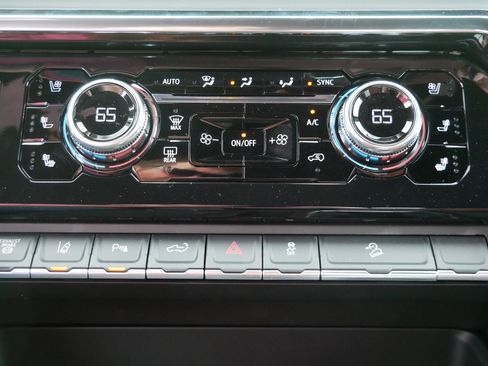 New 2026 GMC Sierra 2500 Denali Ultimate AWD/4WD image 8