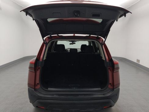 Used 2021 Nissan Rogue S FWD image 29