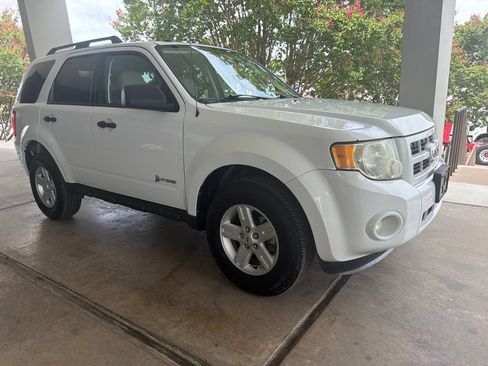 Used 2011 Ford Escape 2WD Hybrid image 1