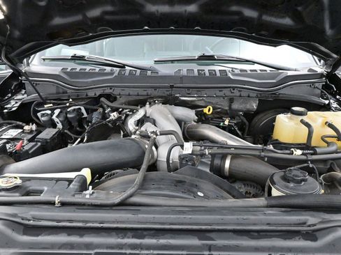 Used 2021 Ford F350 Lariat w/ Tremor Off-Road Package image 42