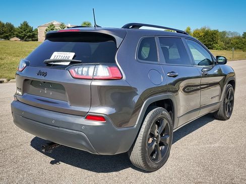 Used 2020 Jeep Cherokee Latitude Plus image 34
