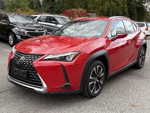 Used 2023 Lexus UX 250h AWD image 7