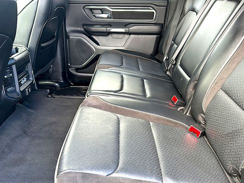 Used 2024 RAM 1500 Laramie image 18