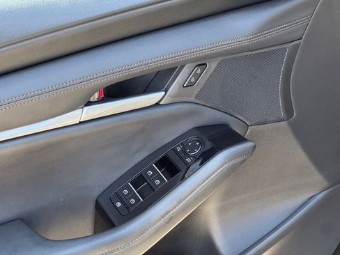 Used 2025 MAZDA MAZDA3 s FWD image 9