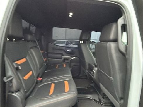 Used 2022 GMC Sierra 1500 AT4 w/ AT4 Preferred Package image 13