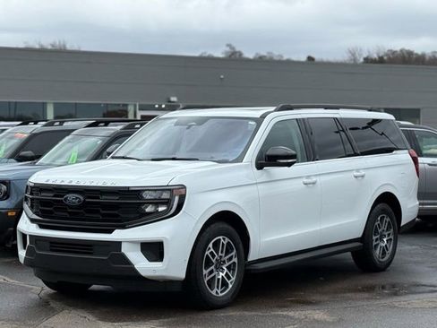 Used 2025 Ford Expedition Max Active image 41