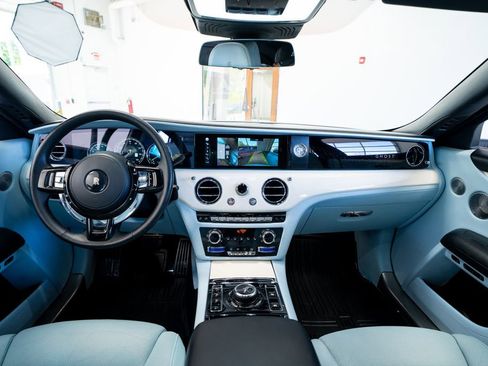 Used 2022 Rolls-Royce Ghost AWD/4WD image 39