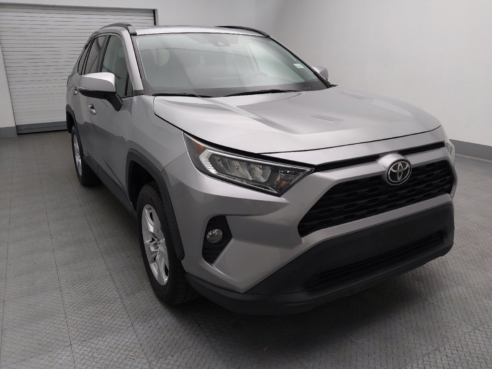 Used 2019 Toyota RAV4 XLE AWD/4WD image 14